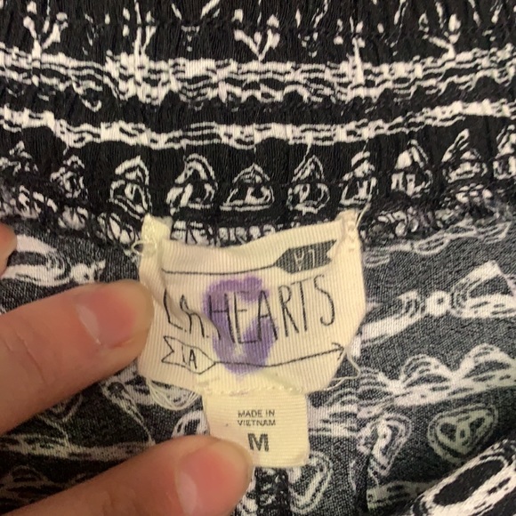 Tribal Pattern Shorts - Picture 2 of 3